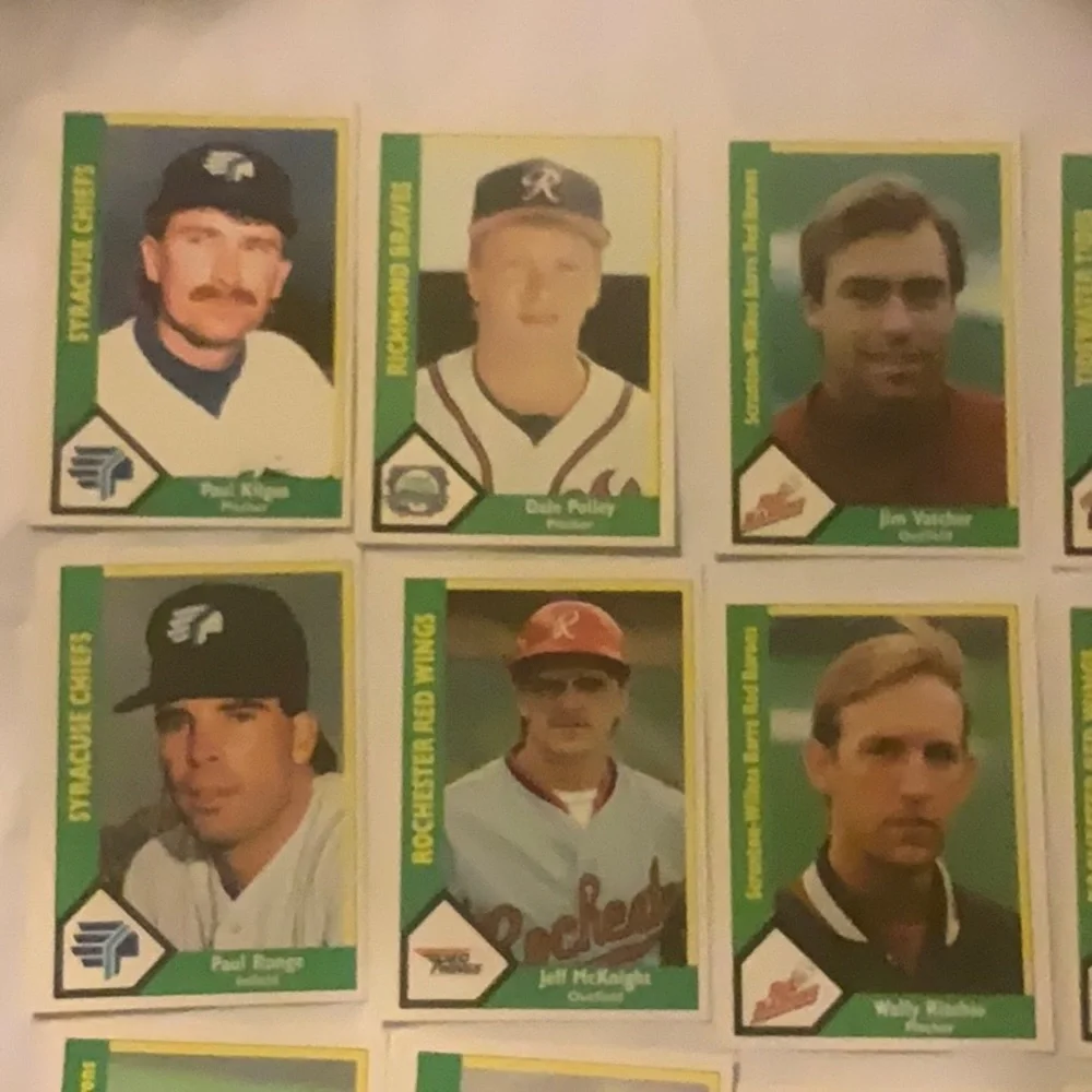 Bundle of Baseball Cards Lot 406